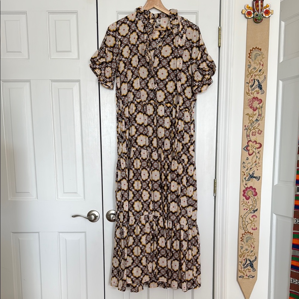 Victoria Floral Patterned Maxi